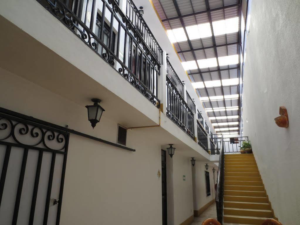 Hotel Meson De Carolina Querétaro Dış mekan fotoğraf